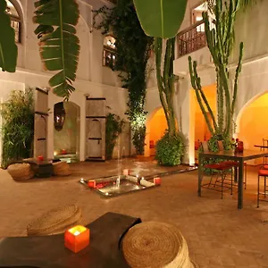 4* Риад O2